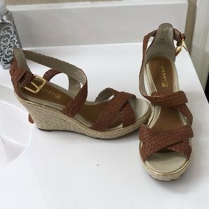 Woman shoes